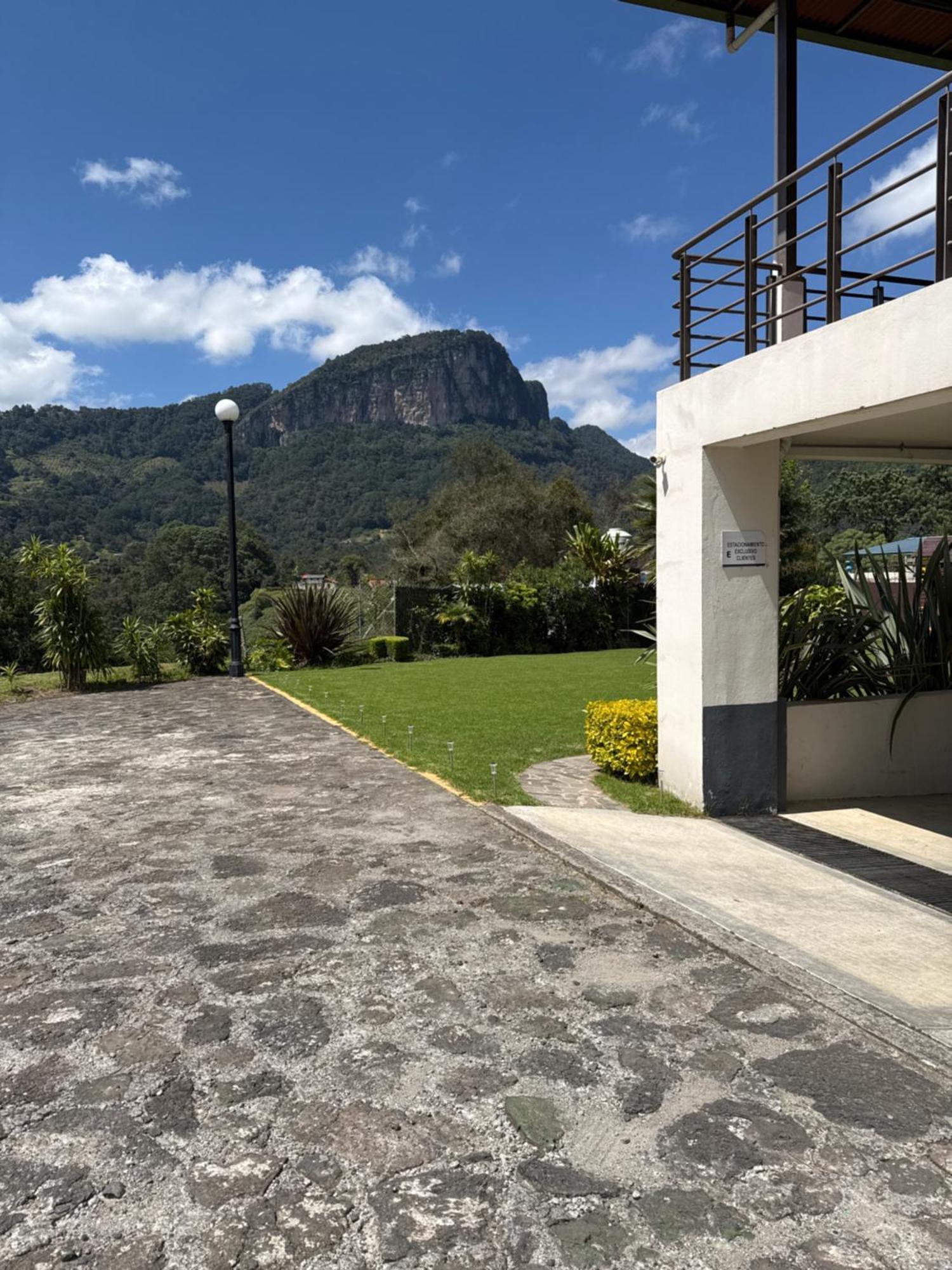 Hotel Suites Don Miguel Tlatlauquitepec Екстериор снимка