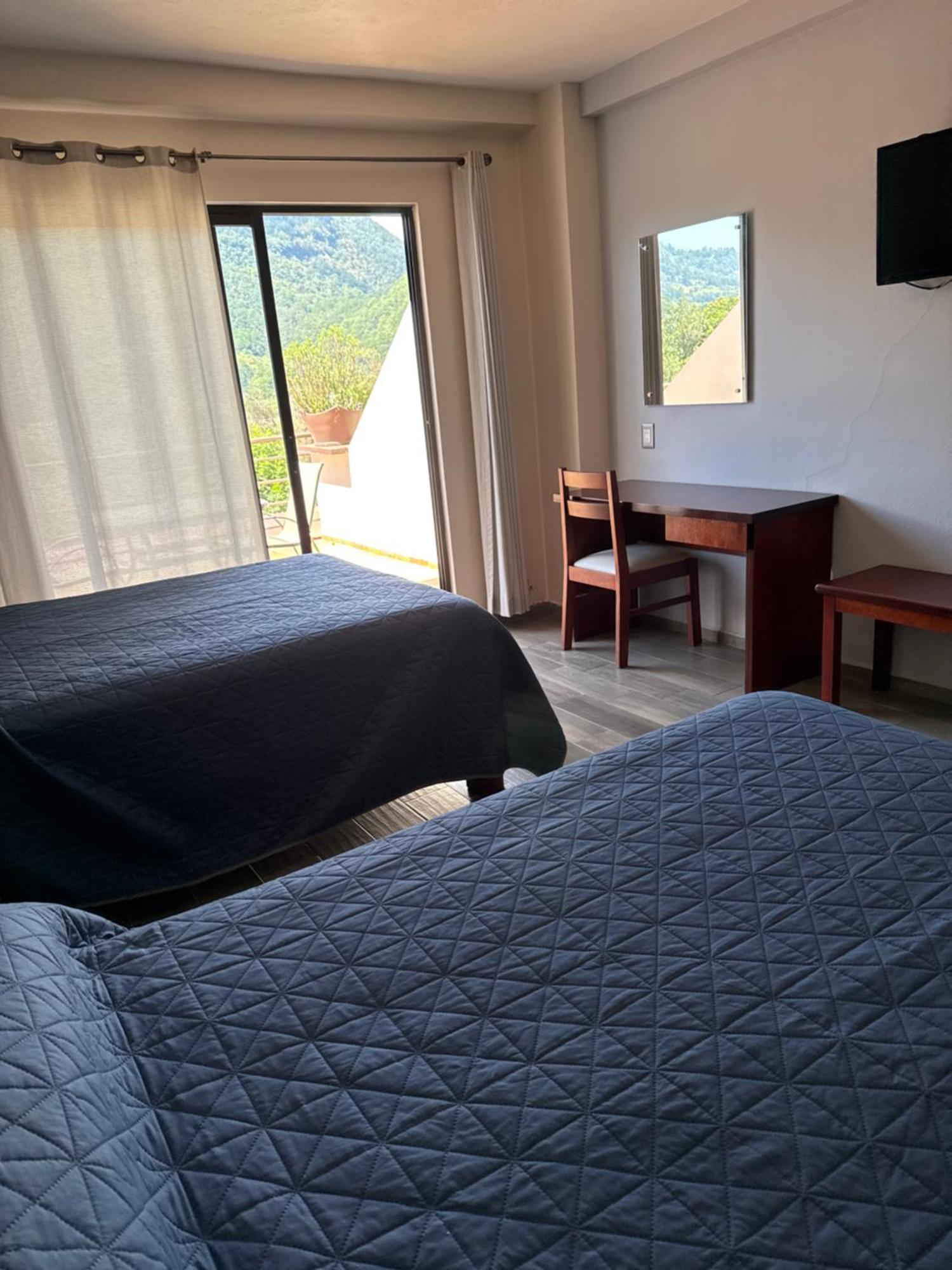 Hotel Suites Don Miguel Tlatlauquitepec Екстериор снимка